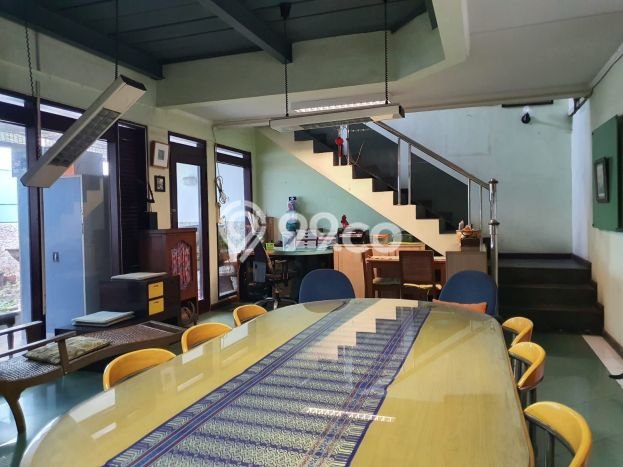 Rumah Strategis di Sukajadi, Bandung, LT 246m2m² LB 330m2m² - BISA KPR! Rumah Strategis di Sukajadi, Bandung, LT 246m2m² LB 330m2m² - BISA KPR!