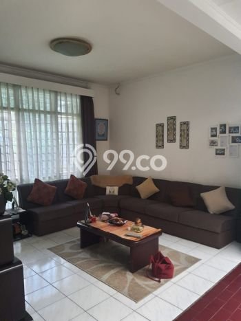 Rumah Terawat LT 800m2m² / LB 200m2m² di Kawasan Komersial , Bandung Rumah Terawat LT 800m2m² / LB 200m2m² di Kawasan Komersial , Bandung