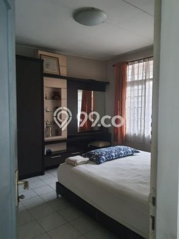 Rumah Terawat LT 800m2m² / LB 200m2m² di Kawasan Komersial , Bandung Rumah Terawat LT 800m2m² / LB 200m2m² di Kawasan Komersial , Bandung