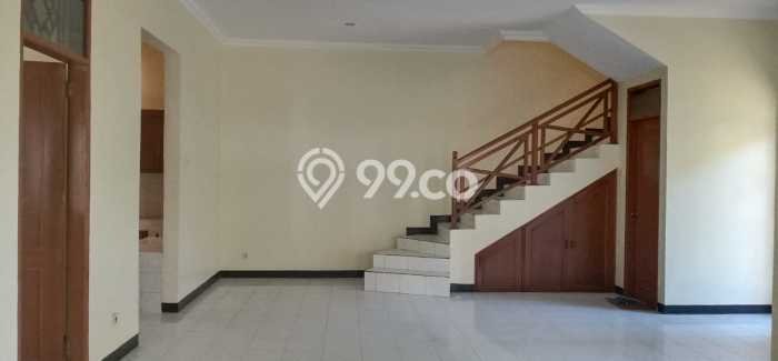 Rumah Elit Modern Siap Huni di Buah Batu Bandung Rumah Elit Modern Siap Huni di Buah Batu Bandung