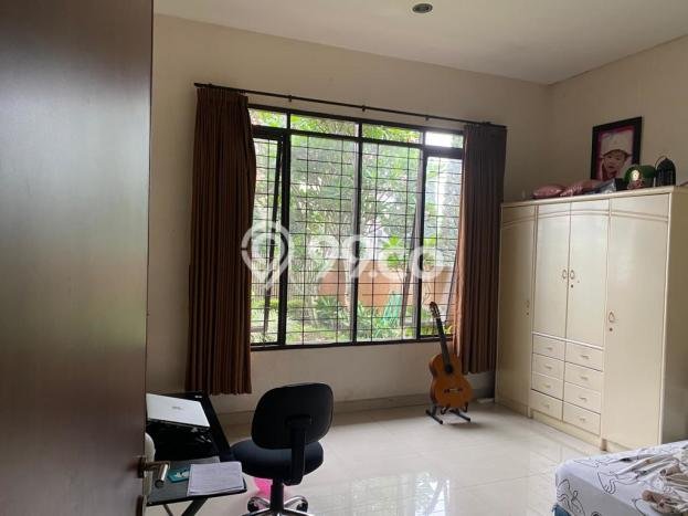 Hunian Elit LB 310m2 Siap Pakai Desain Elegan di Cipaku, Bandung Hunian Elit LB 310m2 Siap Pakai Desain Elegan di Cipaku, Bandung
