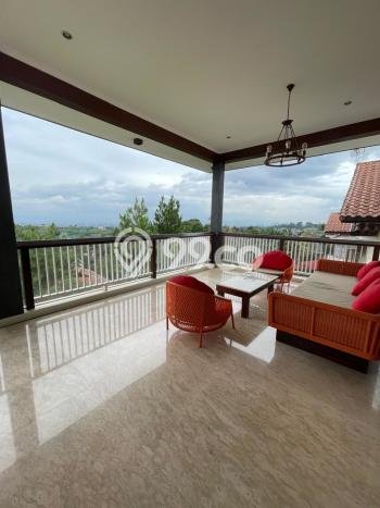 Jual Rumah Mewah Elegan Dengan View Cantik di Dago, Bandung Jual Rumah Mewah Elegan Dengan View Cantik di Dago, Bandung