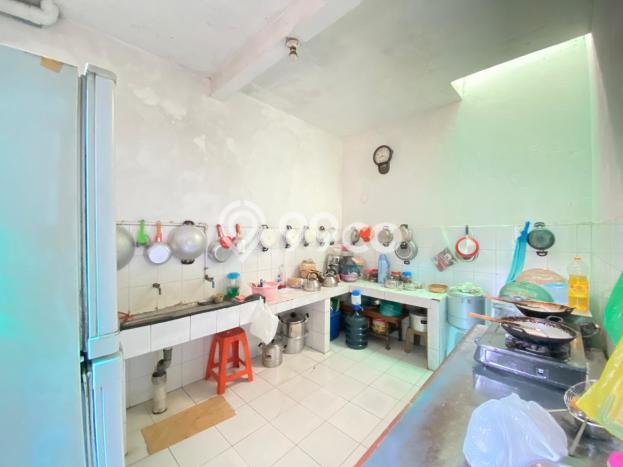 Rumah Strategis area Supratman, Bandung, Luas 375m² Bangunan 236m² - HARGA NEGO! Rumah Strategis area Supratman, Bandung, Luas 375m² Bangunan 236m² - HARGA NEGO!
