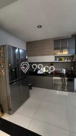 For Sale! Premium House LT 200m2 Desain Elegan di Taman Holis Indah For Sale! Premium House LT 200m2 Desain Elegan di Taman Holis Indah