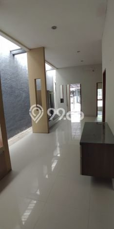 Rumah sewa siap pakai 3 Kamar Tidur di Taman Holis Indah, Bandung Rumah sewa siap pakai 3 Kamar Tidur di Taman Holis Indah, Bandung