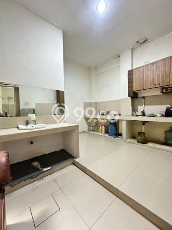 Rumah Nyaman 8 KT Luas Tanah 322m2m² di , Bandung Rumah Nyaman 8 KT Luas Tanah 322m2m² di , Bandung