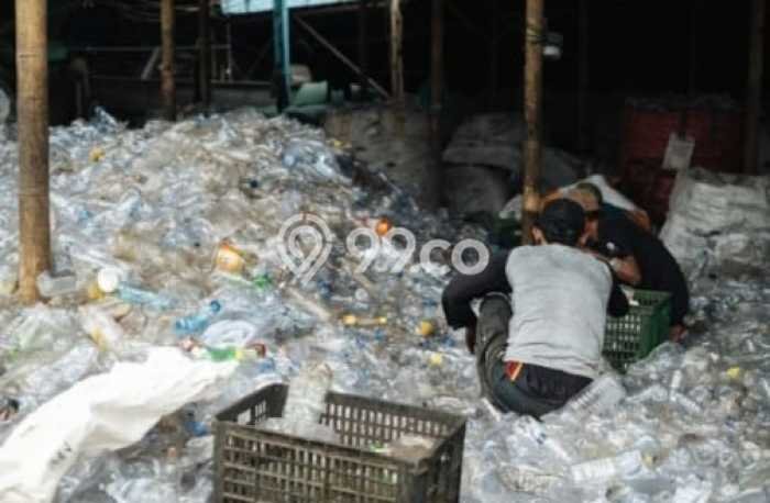 Pabrik Bagus Dijual LB 300m2 Lokasi Strategis Bandung Area Cocok untuk Berbisnis Pabrik Bagus Dijual LB 300m2 Lokasi Strategis Bandung Area Cocok untuk Berbisnis
