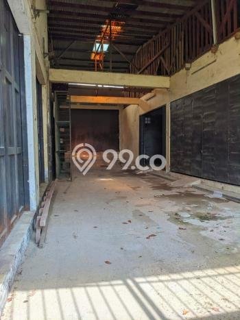 Rumah Elit Modern Tanpa Renovasi di Soekarno Hatta Bandung Rumah Elit Modern Tanpa Renovasi di Soekarno Hatta Bandung