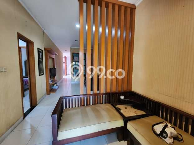 Disewakan! Rumah 3 Kamar Tidur &
1 Kamar Mandi di Mekar Wangi, Bandung Disewakan! Rumah 3 Kamar Tidur &
1 Kamar Mandi di Mekar Wangi, Bandung