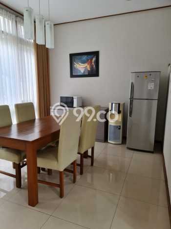 Rumah Nyaman di Setra Duta, 3 KM, Area Strategis, LT 305m2m² LB 250m2m² Rumah Nyaman di Setra Duta, 3 KM, Area Strategis, LT 305m2m² LB 250m2m²