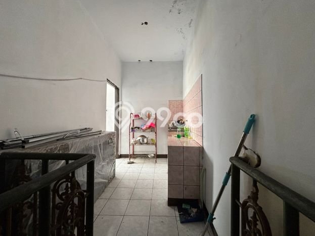Rumah Mewah LB 1000m2 Siap Pakai Desain Elegan di Pasteur, Bandung Rumah Mewah LB 1000m2 Siap Pakai Desain Elegan di Pasteur, Bandung