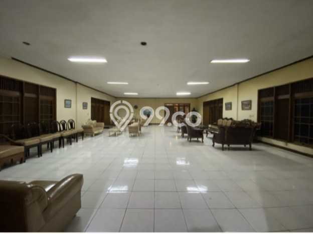 Disewakan Komersial di Pusat Kota Bandung Ramai Strategis Disewakan Komersial di Pusat Kota Bandung Ramai Strategis