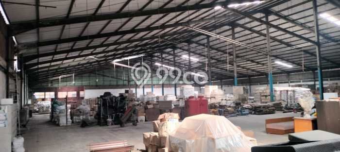 Gudang Disewakan di Moch Toha, Luas 5952m², Area Strategis, Ready Operasi Gudang Disewakan di Moch Toha, Luas 5952m², Area Strategis, Ready Operasi