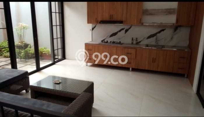 AREA PREMIUM! Ruko di , Luas 596m2m², Lokasi Premium AREA PREMIUM! Ruko di , Luas 596m2m², Lokasi Premium