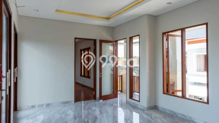 Hunian Elit LB 200m2 Siap Pakai Desain Elegan di Sanur, Denpasar Hunian Elit LB 200m2 Siap Pakai Desain Elegan di Sanur, Denpasar