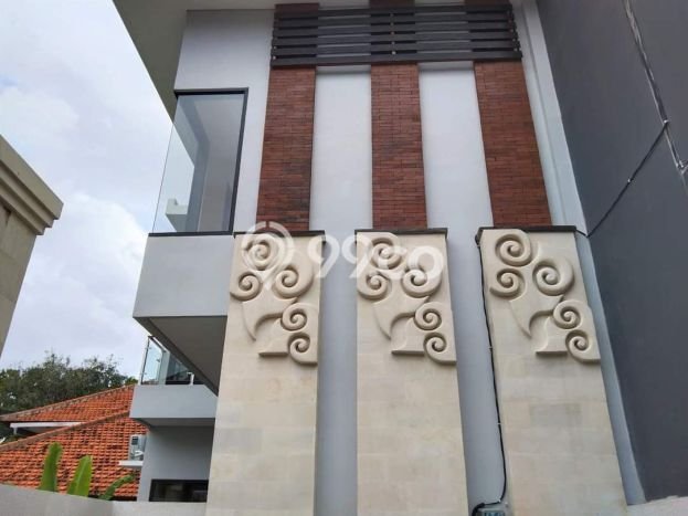Jual Rumah Luas Elegan Dengan View Cantik di Renon, Denpasar Jual Rumah Luas Elegan Dengan View Cantik di Renon, Denpasar