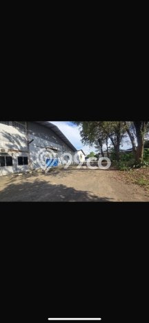 Pabrik Disewa di Tangerang dengan LB 10000m2 Area Komersial Ramai Pabrik Disewa di Tangerang dengan LB 10000m2 Area Komersial Ramai