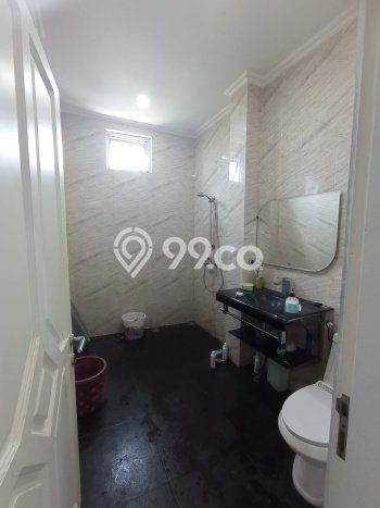 Rumah Elit Modern Tanpa Renovasi di Taman Palem Jakarta Barat Rumah Elit Modern Tanpa Renovasi di Taman Palem Jakarta Barat