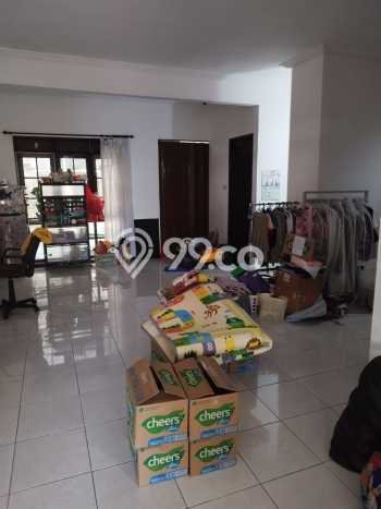 Jual Rumah Bagus Siap Huni LB 175m2 di Tenggilis Mejoyo, Surabaya Jual Rumah Bagus Siap Huni LB 175m2 di Tenggilis Mejoyo, Surabaya