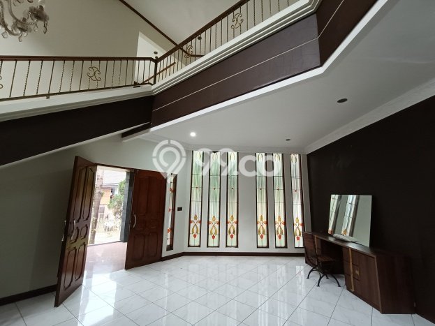 Disewakan! Rumah 3 Kamar Tidur &
3 Kamar Mandi di Setra Sari, Bandung Disewakan! Rumah 3 Kamar Tidur &
3 Kamar Mandi di Setra Sari, Bandung