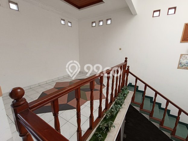 Disewakan! Rumah 4 Kamar Tidur &
3 Kamar Mandi di Pondok Hijau, Bandung Disewakan! Rumah 4 Kamar Tidur &
3 Kamar Mandi di Pondok Hijau, Bandung
