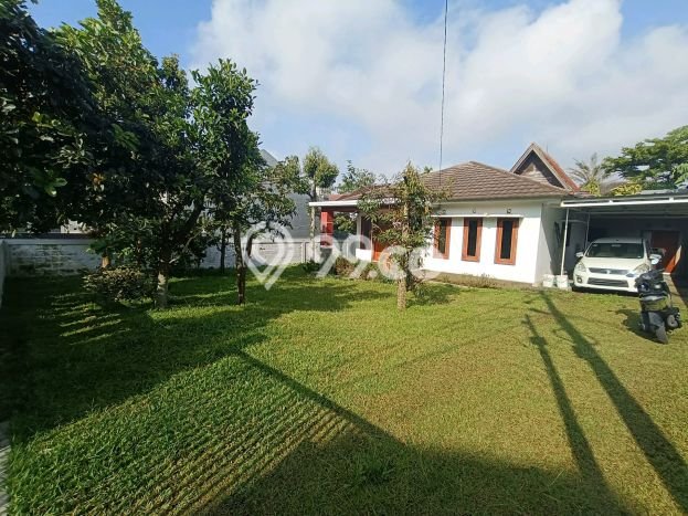 Rumah Modern 3 Kamar LT 397m2 di Sariwangi Rumah Modern 3 Kamar LT 397m2 di Sariwangi