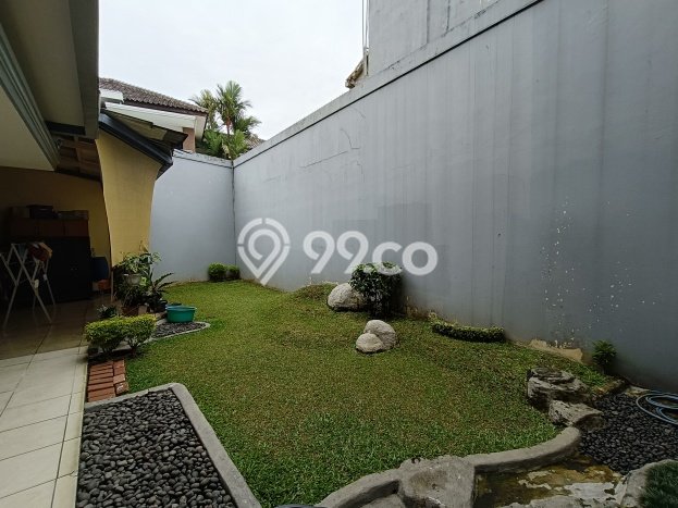 Rumah Elit Modern Siap Huni di Setra Indah Bandung Rumah Elit Modern Siap Huni di Setra Indah Bandung