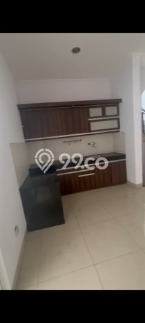 Disewakan! Rumah 3 Kamar Tidur &
2 Kamar Mandi di Green Lake City, Jakarta Barat Disewakan! Rumah 3 Kamar Tidur &
2 Kamar Mandi di Green Lake City, Jakarta Barat