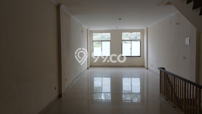 Ruko Dijual di Jakarta Barat LT 67m2 & LB 225m2 Lokasi Terbaik! Ruko Dijual di Jakarta Barat LT 67m2 & LB 225m2 Lokasi Terbaik!