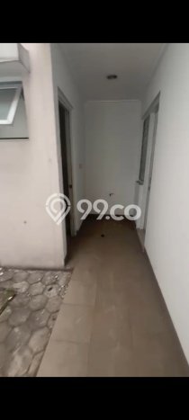 Disewakan! Rumah 3 Kamar Tidur &
2 Kamar Mandi di Green Lake City, Jakarta Barat Disewakan! Rumah 3 Kamar Tidur &
2 Kamar Mandi di Green Lake City, Jakarta Barat