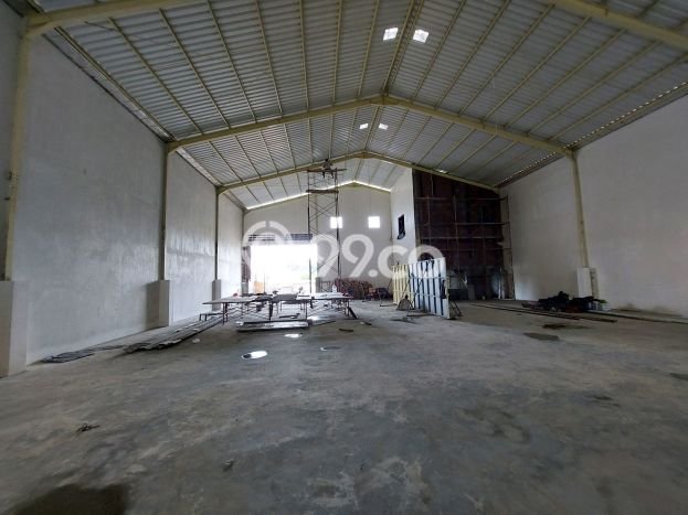 Unit Gudang Dijual di Cipondoh Tangerang Luas Bangunan 630m2 Unit Gudang Dijual di Cipondoh Tangerang Luas Bangunan 630m2