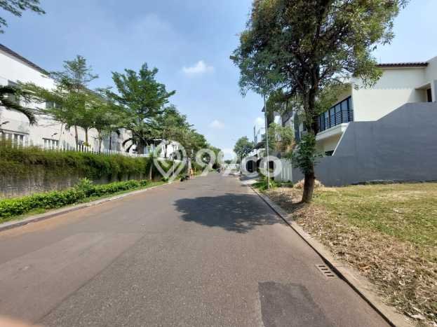 Tanah Siap Bangun Dijual di Jakarta Barat Punya Luas 300m2 Tanah Siap Bangun Dijual di Jakarta Barat Punya Luas 300m2