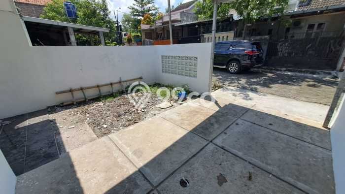 Rumah EXCLUSIVE di Tembalang, Semarang, Luas 72m2m² LB 40m2m² KESEMPATAN TERBATAS! Rumah EXCLUSIVE di Tembalang, Semarang, Luas 72m2m² LB 40m2m² KESEMPATAN TERBATAS!