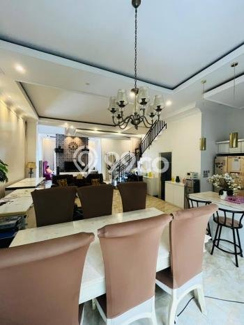 Dijual Cepat Rumah Bagus Siap Huni LB 250m2 di Semarang Barat, Semarang Dijual Cepat Rumah Bagus Siap Huni LB 250m2 di Semarang Barat, Semarang