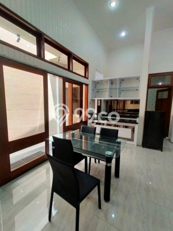 Dijual Cepat Rumah Favorit Siap Huni LB 172m2 di Semarang Selatan, Semarang Dijual Cepat Rumah Favorit Siap Huni LB 172m2 di Semarang Selatan, Semarang