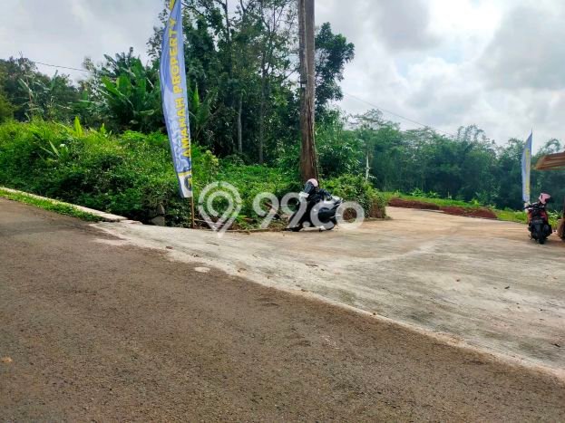 Tanah Dijual Lokasi Gunung Pati, Semarang Luas 120m2 Legalitas Aman Tanah Dijual Lokasi Gunung Pati, Semarang Luas 120m2 Legalitas Aman