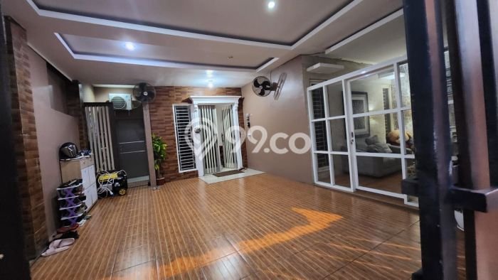 PROMO SPESIAL! Rumah Ready Stock lokasi Manyaran, Semarang, Luas 157m2m² Bangunan 230m2m² PROMO SPESIAL! Rumah Ready Stock lokasi Manyaran, Semarang, Luas 157m2m² Bangunan 230m2m²