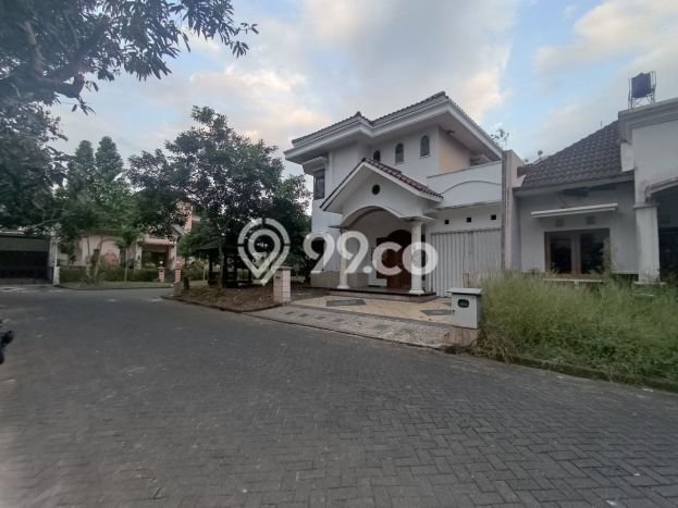 Rumah Mewah Dijual LT 364m2 di Tembalang, Semarang Rumah Mewah Dijual LT 364m2 di Tembalang, Semarang