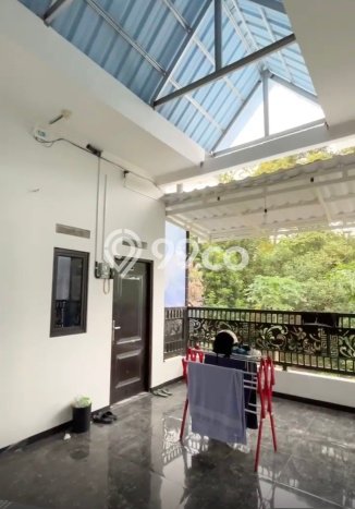 Rumah Modern Minimalis 18 Kamar Bisa Langsung Pindah di Semarang Selatan Rumah Modern Minimalis 18 Kamar Bisa Langsung Pindah di Semarang Selatan