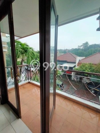 Hunian Mewah Siap Huni LT 200m2 di Tembalang, Semarang Hunian Mewah Siap Huni LT 200m2 di Tembalang, Semarang