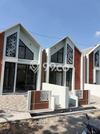 Kesempatan Memiliki Rumah LT 77m2m² / LB 40m2m² di Lokasi Strategis Pedurungan, Semarang Kesempatan Memiliki Rumah LT 77m2m² / LB 40m2m² di Lokasi Strategis Pedurungan, Semarang