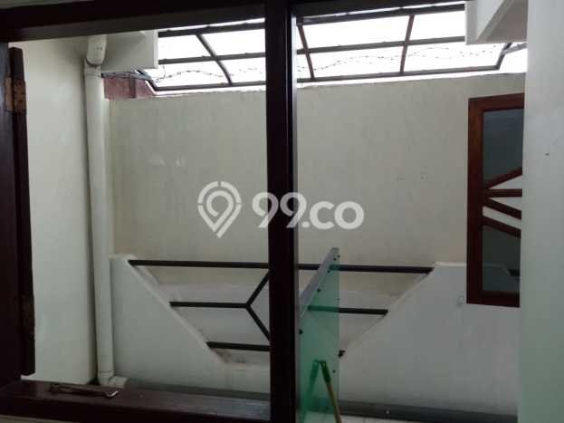 Disewakan Hunian Konsep Minimalis di Semarang Selatan Semarang dengan 5 Kamar Disewakan Hunian Konsep Minimalis di Semarang Selatan Semarang dengan 5 Kamar