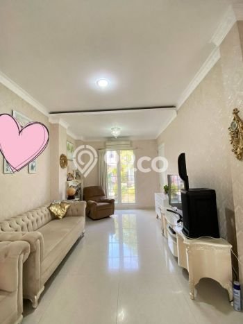 Rumah Elit LB 196m2 Siap Pakai Desain Elegan di Candi Golf, Semarang Rumah Elit LB 196m2 Siap Pakai Desain Elegan di Candi Golf, Semarang