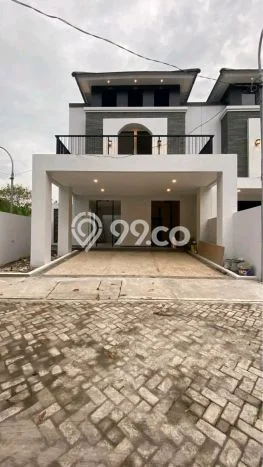 Jual Rumah Bagus Siap Huni LB 96m2 di Semarang Timur, Semarang Jual Rumah Bagus Siap Huni LB 96m2 di Semarang Timur, Semarang