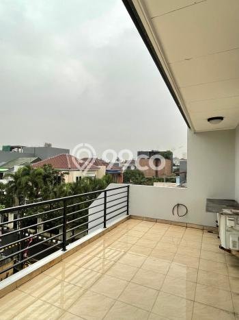 Rumah Mewah Siap Huni LT 128m2 di Kelapa Gading, Jakarta Utara Rumah Mewah Siap Huni LT 128m2 di Kelapa Gading, Jakarta Utara