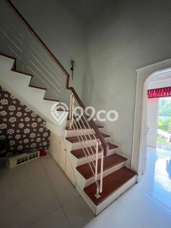 Rumah Elit LB 220m2 Siap Huni Desain Elegan di Pluit, Jakarta Utara Rumah Elit LB 220m2 Siap Huni Desain Elegan di Pluit, Jakarta Utara