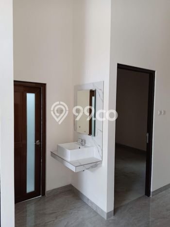 Rumah Luxury Modern Tanpa Renovasi di Citra Garden Jakarta Barat Rumah Luxury Modern Tanpa Renovasi di Citra Garden Jakarta Barat