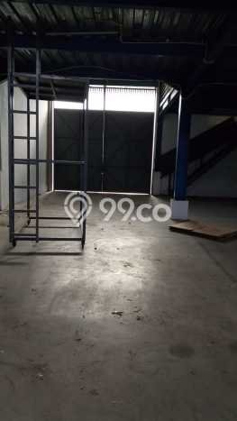 Unit Gudang Disewakan di Kapuk di Area Ramai & Strategis Unit Gudang Disewakan di Kapuk di Area Ramai & Strategis