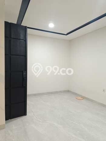 Dijual Rumah Mewah Megah Dengan View Cantik di Taman Palem, Jakarta Barat Dijual Rumah Mewah Megah Dengan View Cantik di Taman Palem, Jakarta Barat