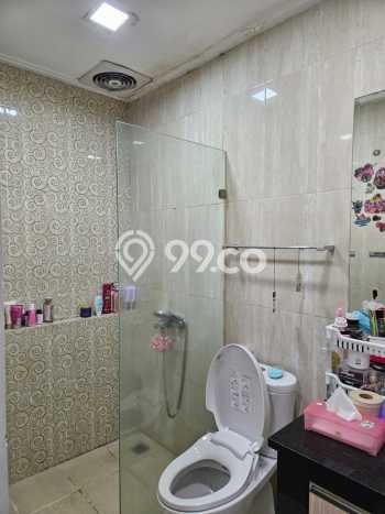 Rumah Elit Modern Tanpa Renovasi di Taman Palem Jakarta Barat Rumah Elit Modern Tanpa Renovasi di Taman Palem Jakarta Barat